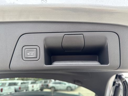Used 2026 Buick Envision Sport Touring AWD/4WD image 10