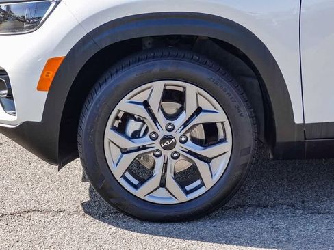 Certified 2024 Kia Seltos S image 10