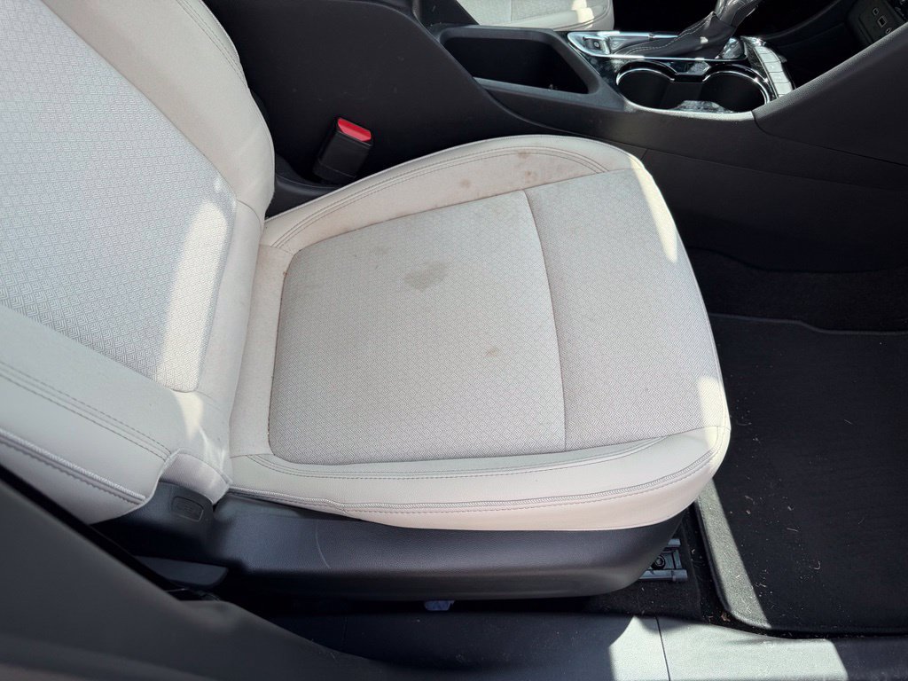 Used 2022 Buick Encore GX Select FWD image 18