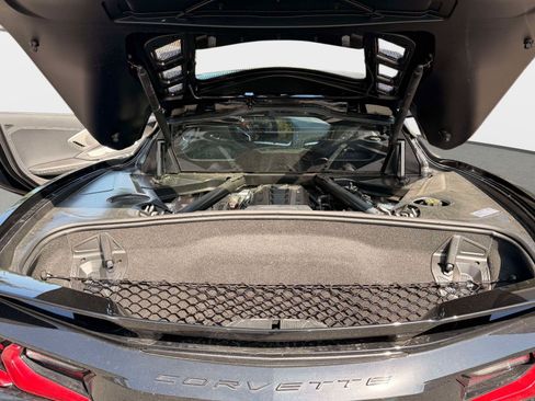 Used 2024 Chevrolet Corvette Stingray Preferred Cpe w/ Z51 Performance Package RWD image 20