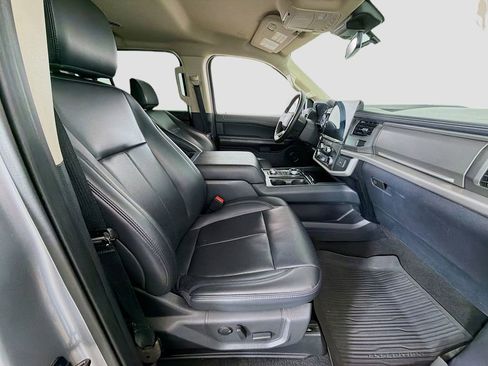 Used 2024 Ford Expedition Max XLT AWD/4WD image 22