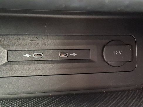 Used 2023 Volkswagen Atlas SE image 26