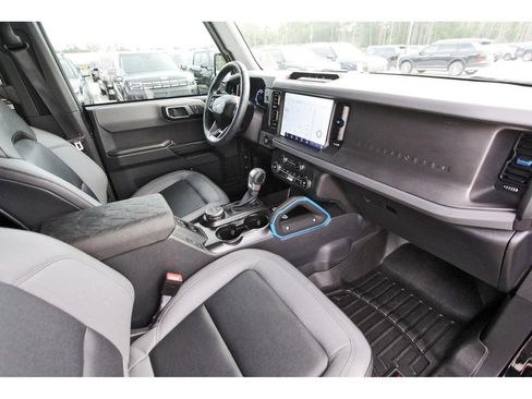Certified 2024 Ford Bronco Black Diamond AWD/4WD image 29