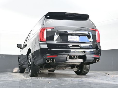Used 2021 GMC Yukon XL Denali w/ Denali Premium Package image 40