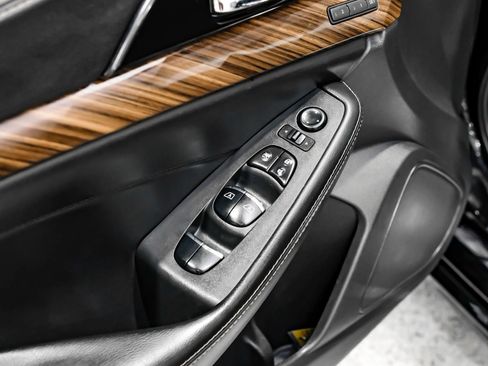 Used 2017 Nissan Maxima Platinum FWD image 58