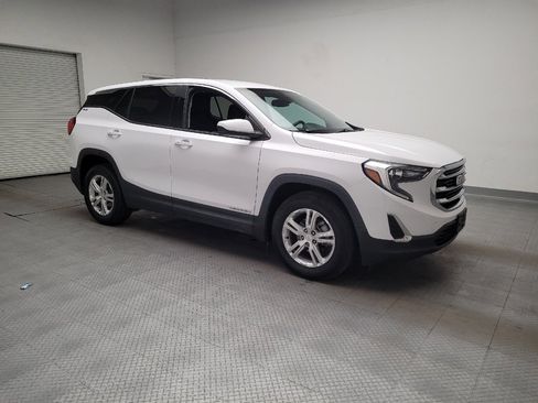 Used 2020 GMC Terrain SLE image 11