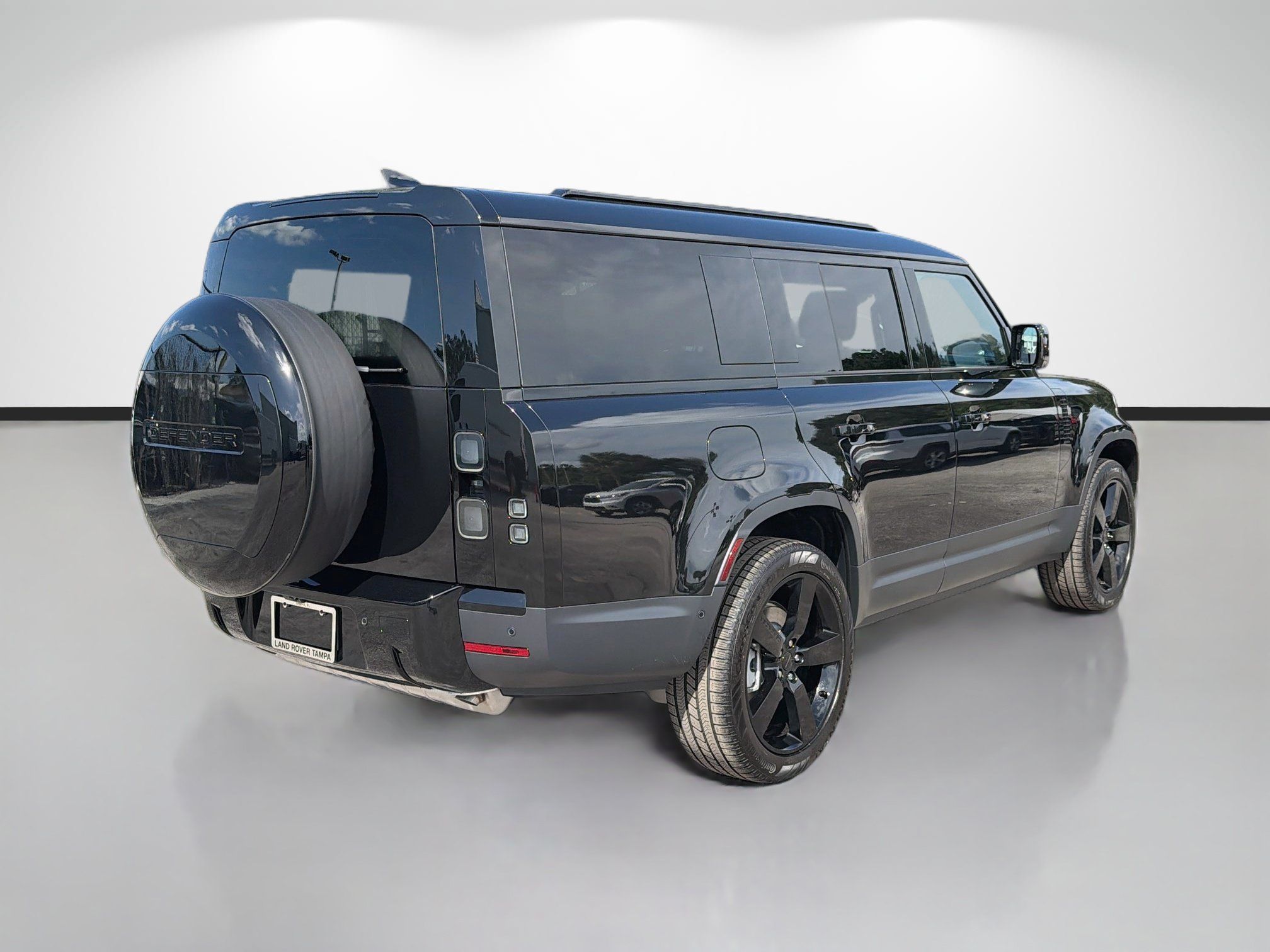 New 2026 Land Rover Defender 130 S AWD/4WD image 5