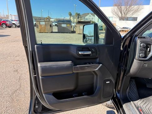 Used 2020 Chevrolet Silverado 2500 LTZ w/ LTZ Premium Package image 12