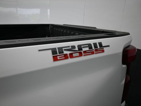 Used 2024 Chevrolet Silverado 1500 Custom Trail Boss AWD/4WD image 41