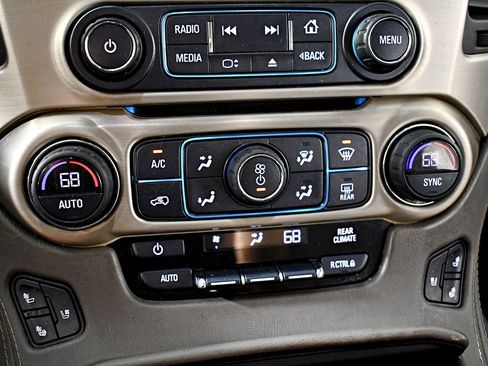 Used 2017 GMC Yukon XL Denali w/ Open Road Package image 36