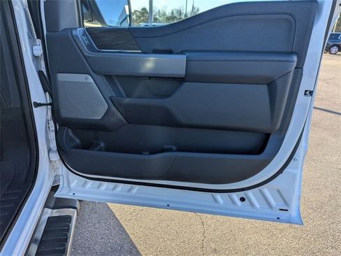Used 2024 Ford F150 Lariat image 37