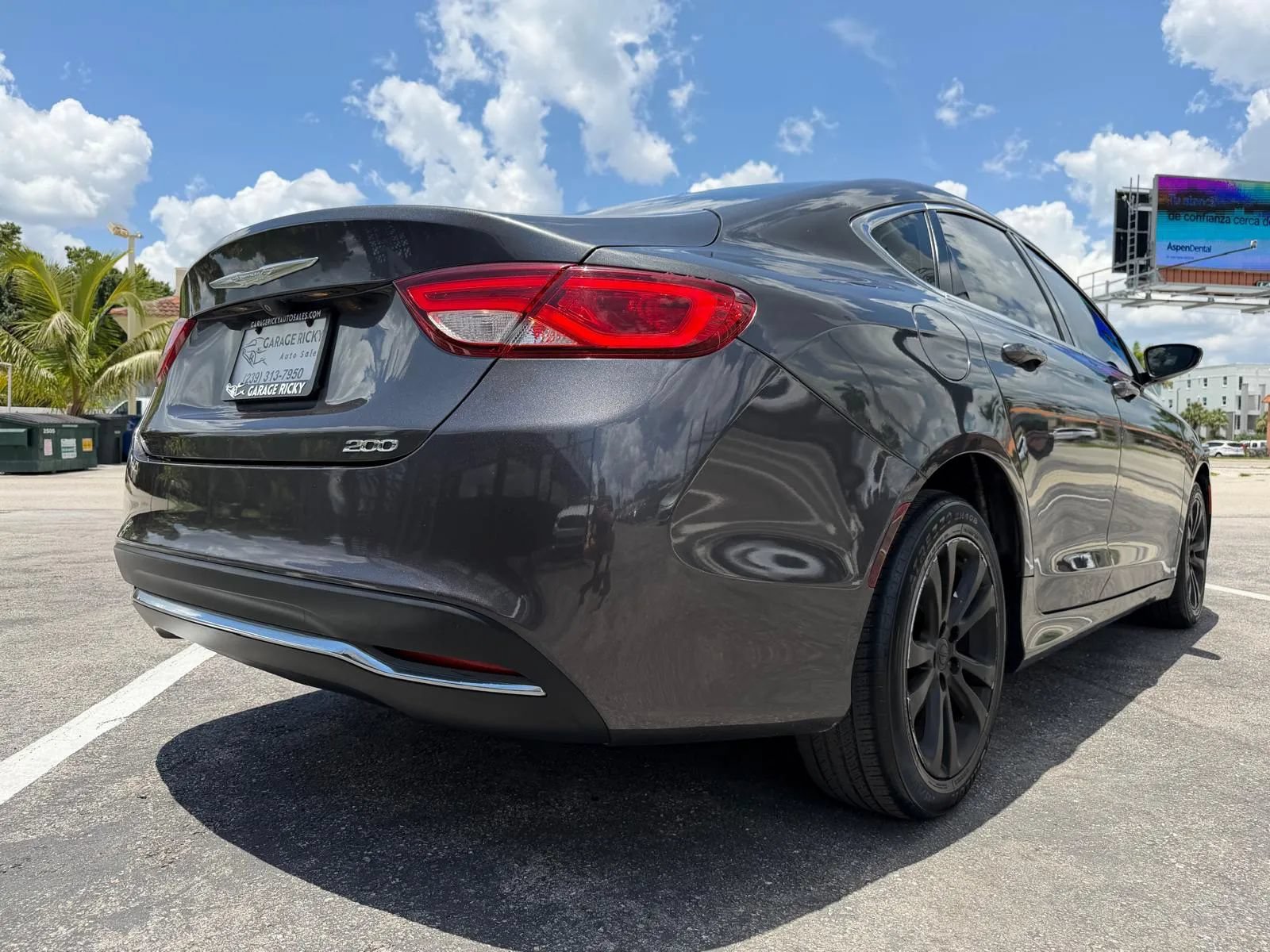 Used 2015 Chrysler 200 Limited w/ Convenience Group FWD image 35