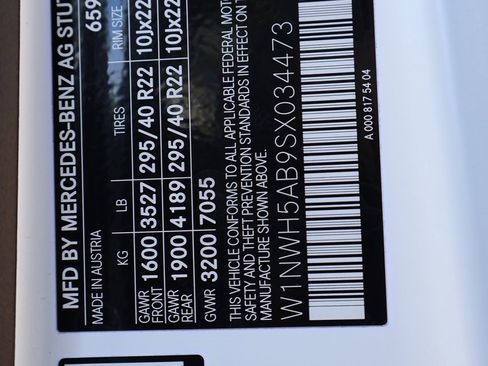 Used 2025 Mercedes-Benz G 63 AMG 4MATIC image 31