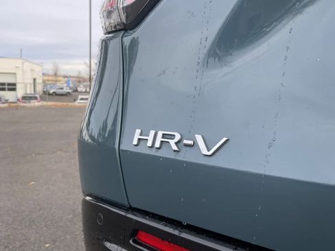 Used 2024 Honda HR-V EX-L image 12