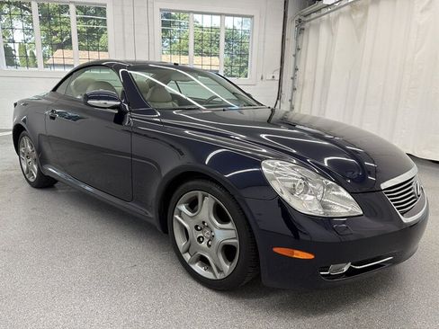 Used 2008 Lexus SC 430 Convertible RWD image 3