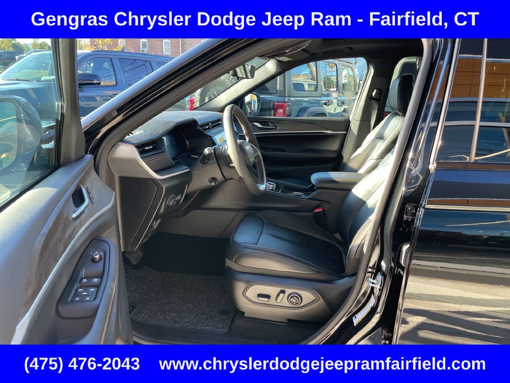 Certified 2026 Jeep Grand Cherokee Limited AWD/4WD image 46