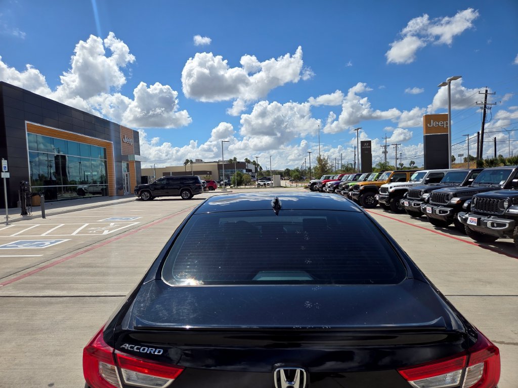 Used 2022 Honda Accord Sport Special Edition image 5