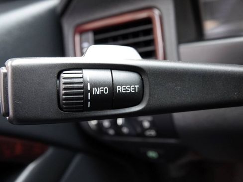 Used 2008 Volvo XC70 3.2 AWD/4WD image 93
