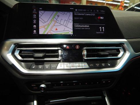 Used 2021 BMW 330i xDrive Sedan w/ Premium Package image 24