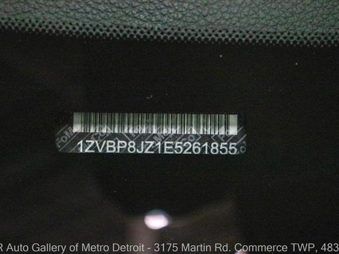 Used 2014 Ford Mustang Shelby GT500 image 17