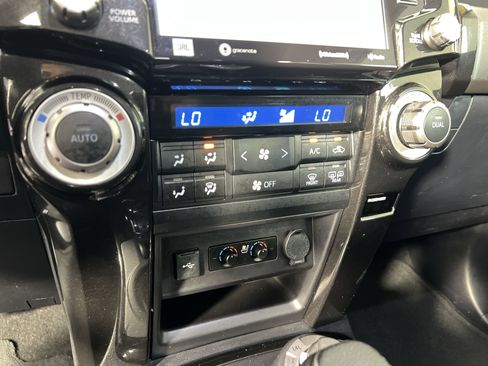 Used 2020 Toyota 4Runner Nightshade image 27