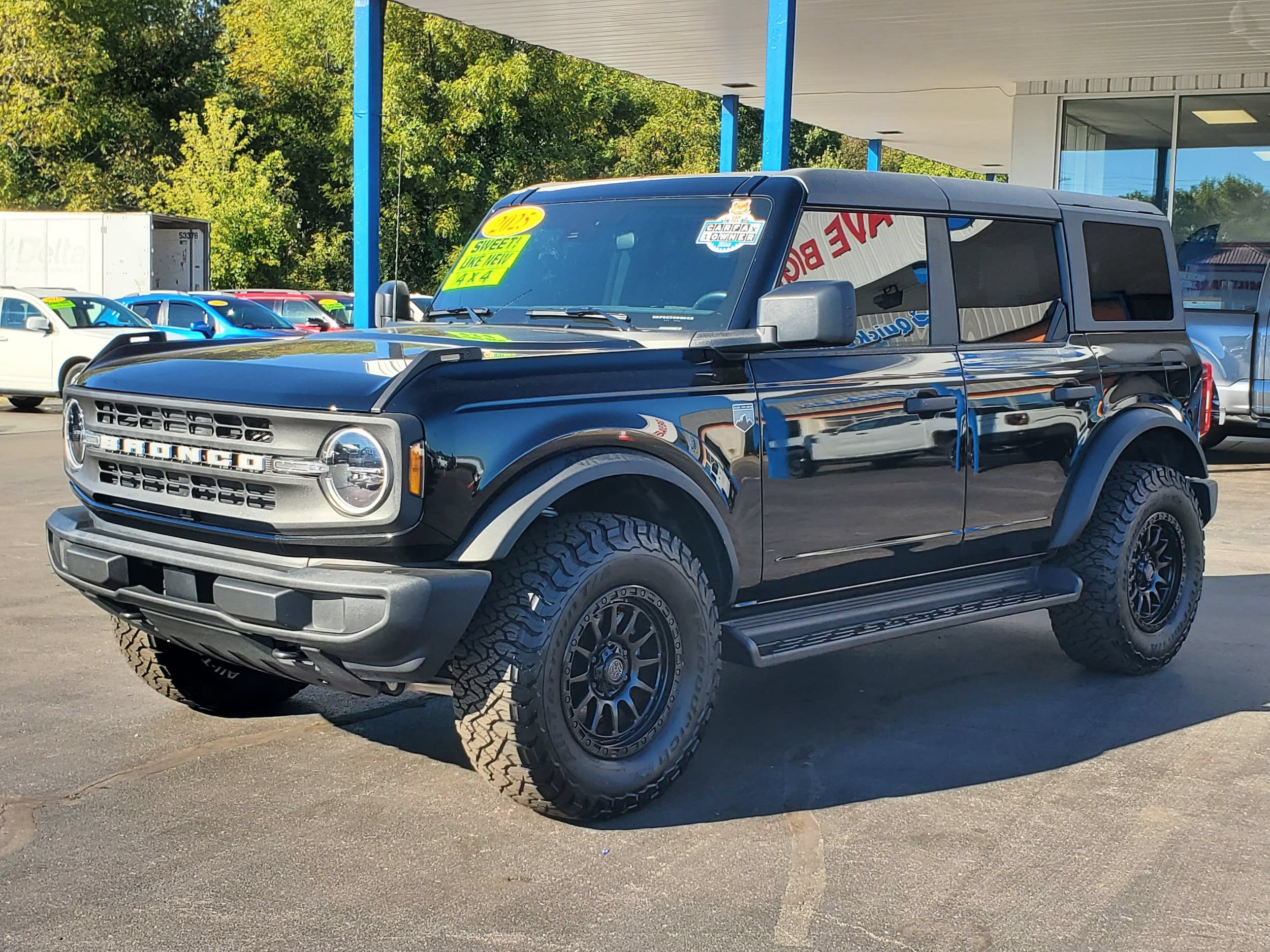 Used 2025 Ford Bronco Big Bend AWD/4WD image 2