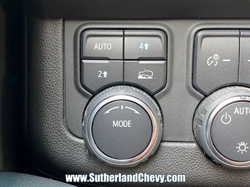Used 2023 Chevrolet Tahoe LT AWD/4WD image 25