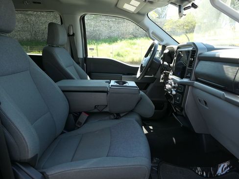 Used 2025 Ford F150 XLT w/ Equipment Group 301A Standard AWD/4WD image 26
