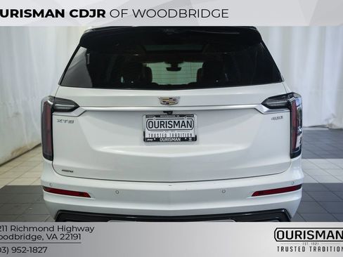 Used 2020 Cadillac XT6 Sport w/ Platinum Package AWD/4WD image 6