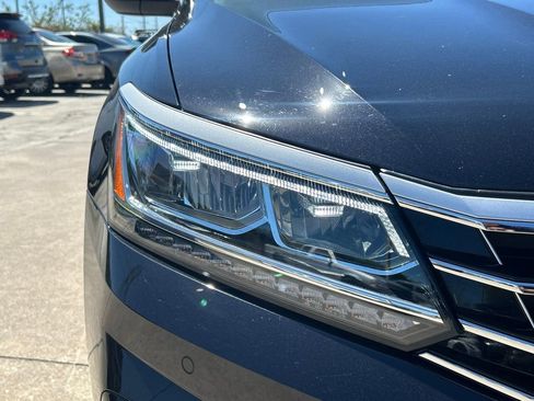 Used 2019 Volkswagen Passat 2.0T SE R-Line image 86