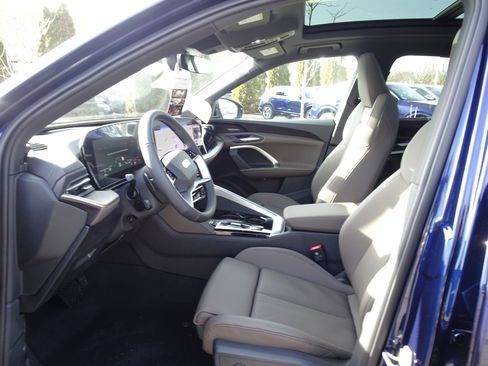 New 2025 Audi Q5 Premium Plus image 4