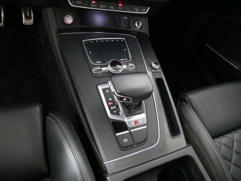 Used 2020 Audi SQ5 Prestige image 24