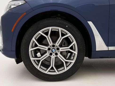 Used 2020 BMW X7 xDrive40i w/ Premium Package AWD/4WD image 28