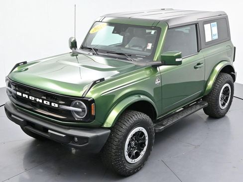 Used 2022 Ford Bronco Outer Banks AWD/4WD image 37