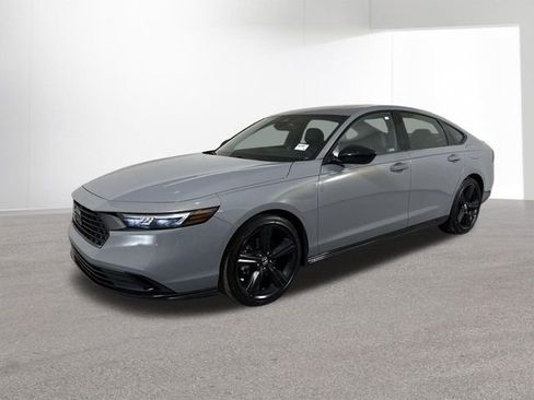 Used 2024 Honda Accord Sport image 25