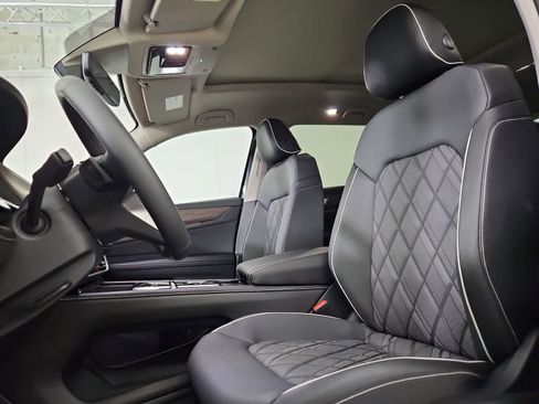New 2026 Volkswagen Atlas SEL Premium R-Line AWD/4WD image 16
