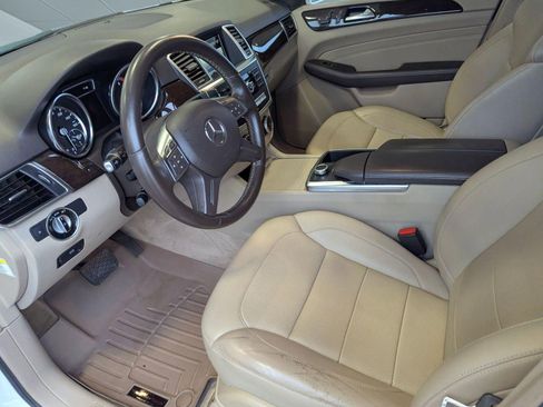 Used 2014 Mercedes-Benz ML 350 4MATIC image 4