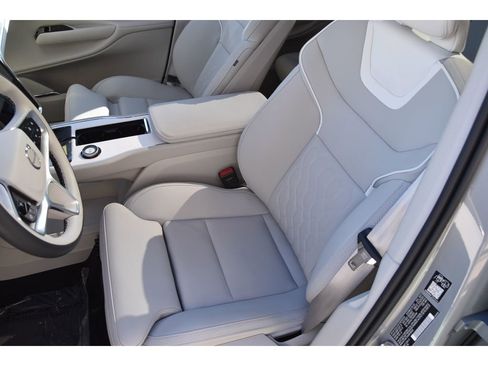 Certified 2025 Volvo EX90 Ultra image 14