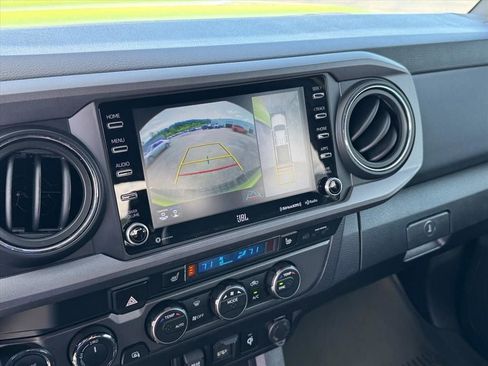 Used 2023 Toyota Tacoma TRD Sport w/ TRD Premium Sport Package AWD/4WD image 29