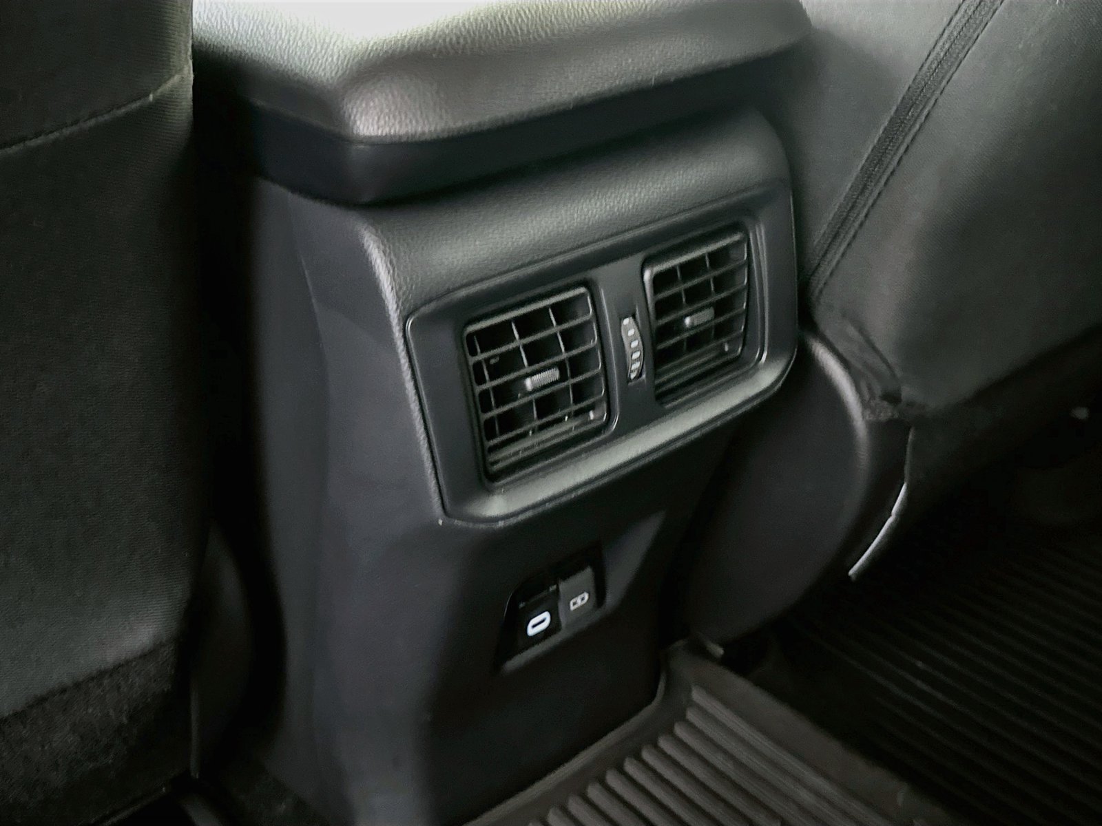 Certified 2025 Toyota RAV4 XLE AWD/4WD image 24