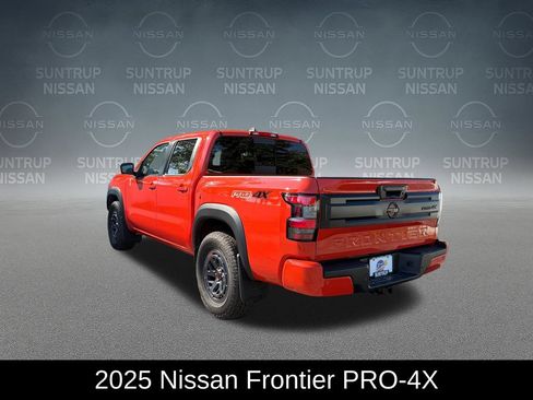 Used 2025 Nissan Frontier PRO-4X w/ Pro Premium Package AWD/4WD image 3