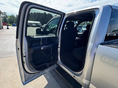 Used 2019 Ford F150 XLT w/ Equipment Group 302A Luxury AWD/4WD image 25