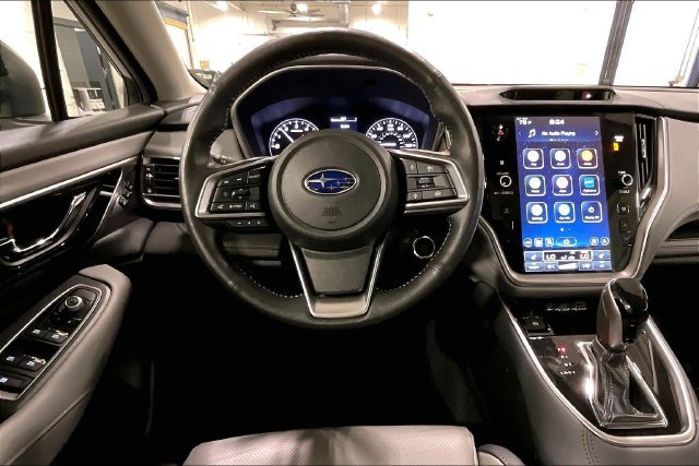 Used 2025 Subaru Outback Limited AWD/4WD image 5
