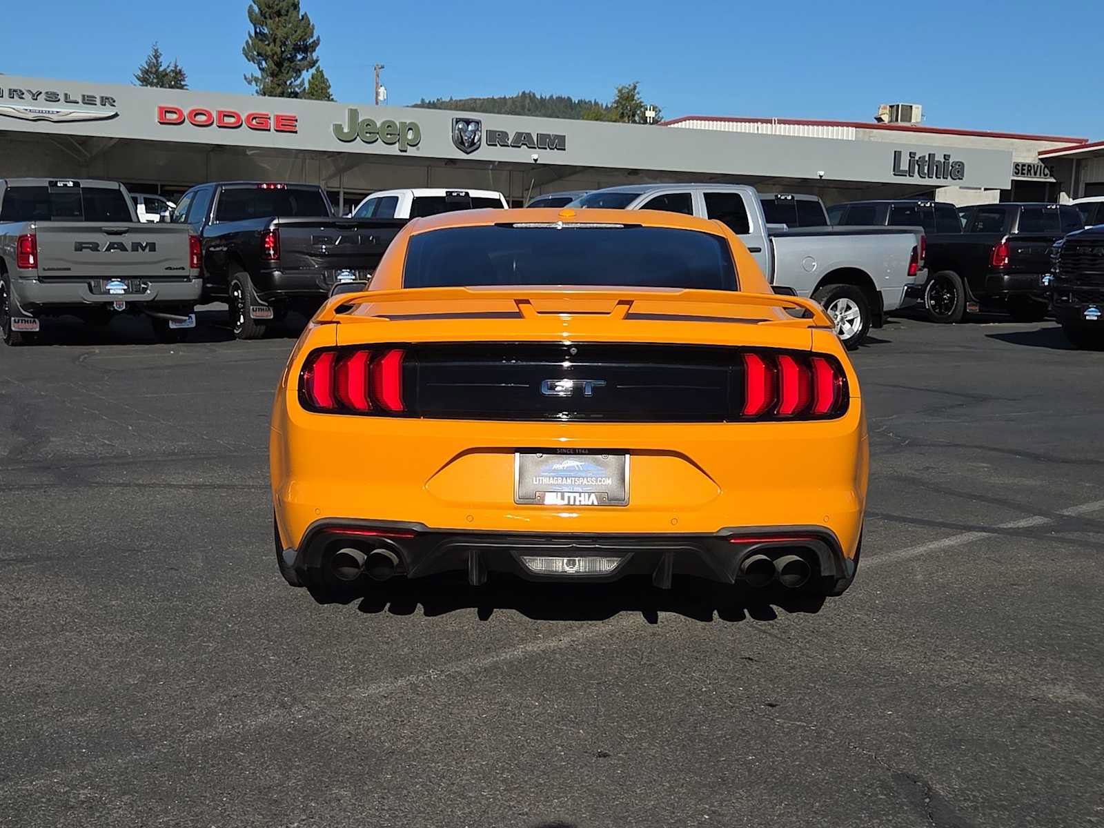 Used 2019 Ford Mustang GT Premium w/ GT Performance Package RWD image 13