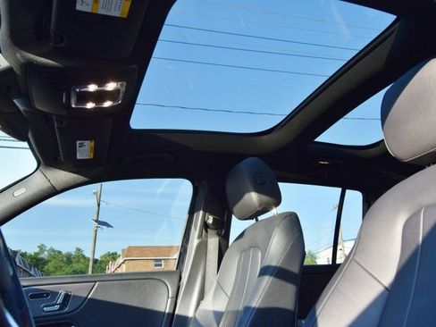 Used 2020 Mercedes-Benz GLB 250 4MATIC image 35