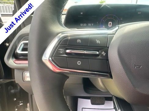 New 2026 Chevrolet Traverse Z71 w/ Driver Confidence Package AWD/4WD image 19
