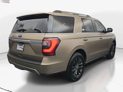 Used 2020 Ford Expedition Limited image 10