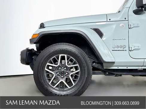 Used 2024 Jeep Wrangler Sahara image 28