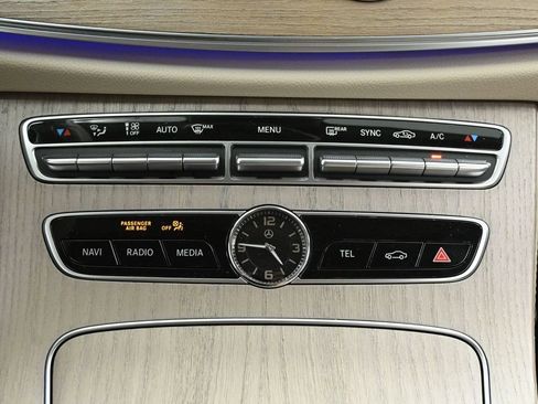 Used 2018 Mercedes-Benz E 400 Cabriolet w/ Premium 2 Package (Q02) image 36