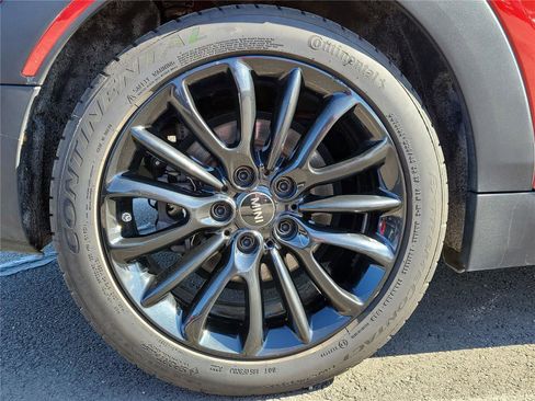 Used 2017 MINI Cooper Clubman S image 6